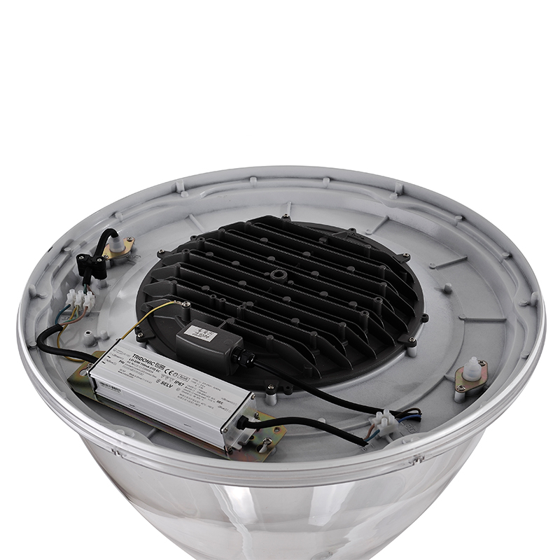 YMLED-6135 欧式 PC 灯罩 LED 顶装庭院灯