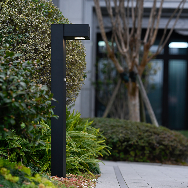 YMLED-6247 高性能工程级太阳能 LED 草坪灯